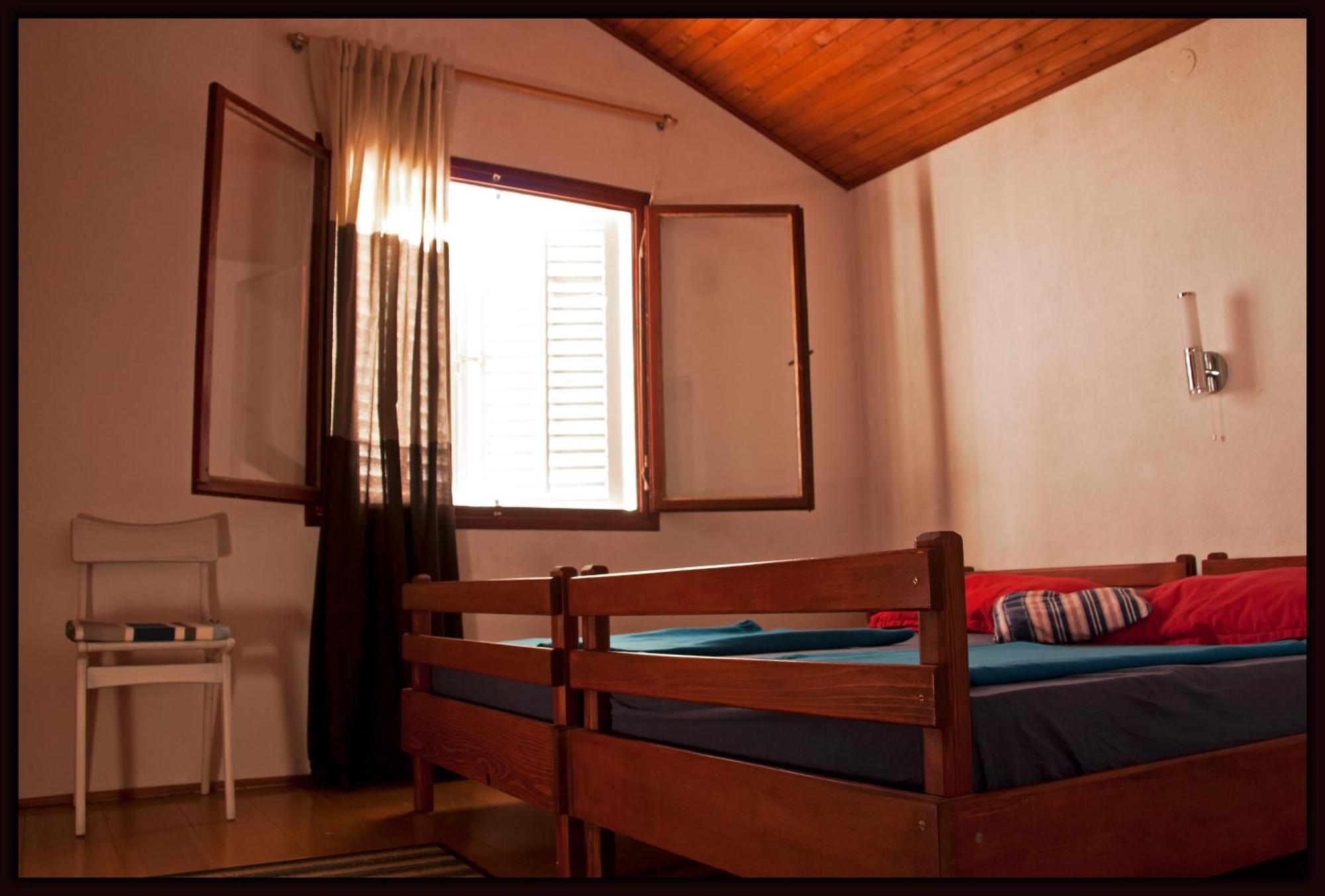 Apartment Ilisa Рогозница Екстериор снимка